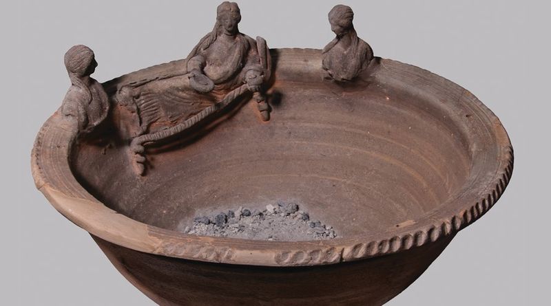 Pompeii incense burner