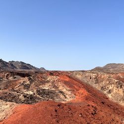 These fossil-bearing rocks from West Turkana are more than 5 million years old, but the real richness came later, after necking began